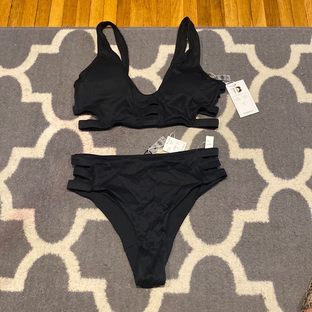 Tinibikini Cheeky Bikini Set